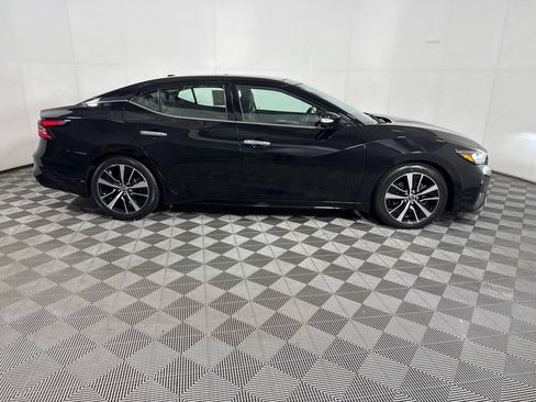 Used 2023 Nissan Maxima SL FWD image 12
