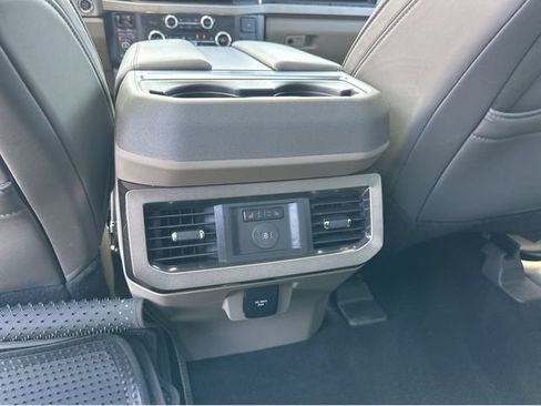 Used 2026 Ford F250 Platinum w/ Platinum Plus Package AWD/4WD image 24