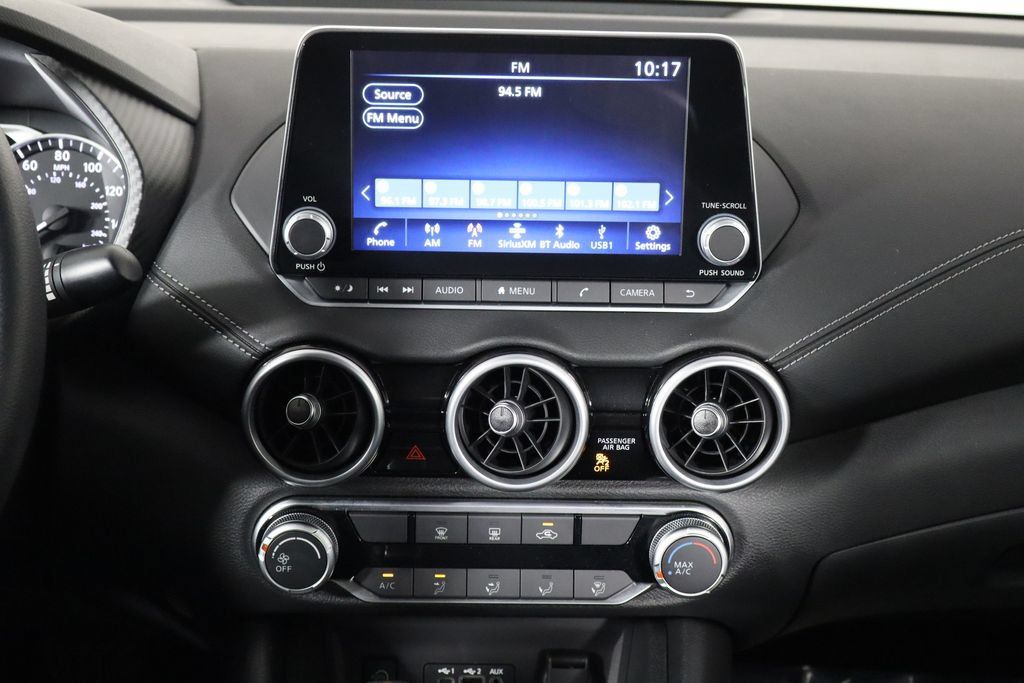 Used 2024 Nissan Sentra SV FWD image 25