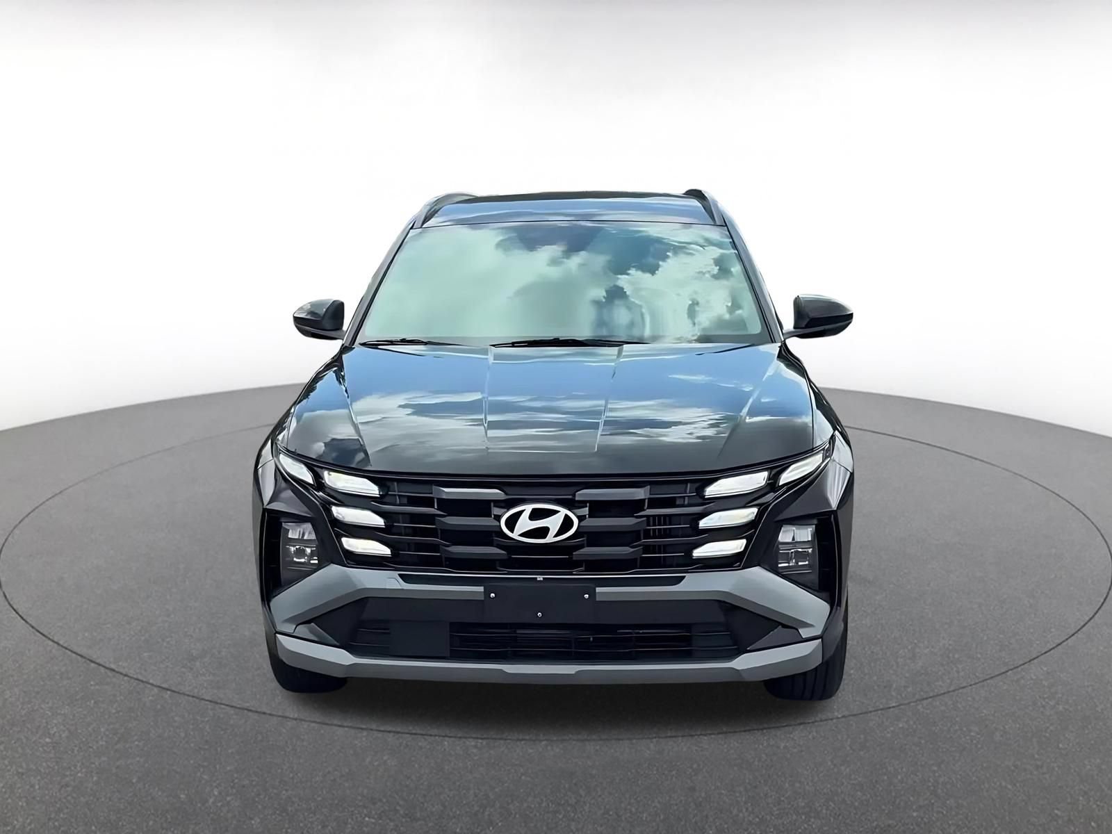 Used 2025 Hyundai Tucson Blue AWD/4WD image 4