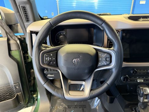 Used 2022 Ford Bronco Wildtrak AWD/4WD image 15
