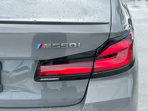 Used 2021 BMW M550i xDrive AWD/4WD image 33