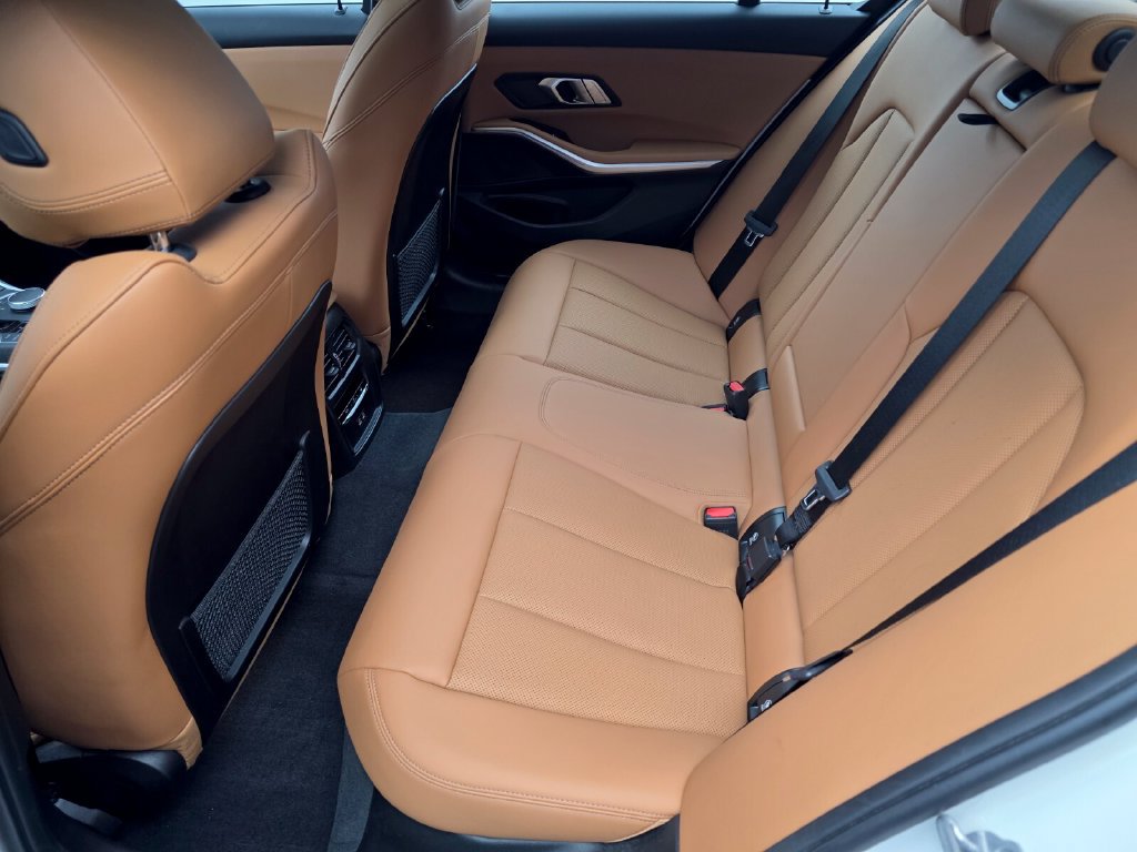 Certified 2023 BMW 330i Sedan w/ Driving Assistance Package RWD image 14