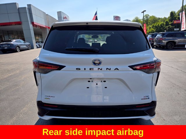 Used 2024 Toyota Sienna XSE w/ XSE Plus Package AWD/4WD image 8