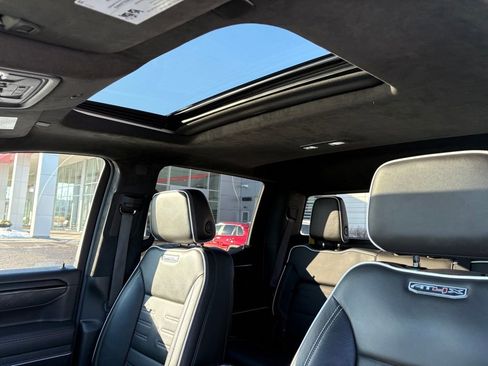 Used 2024 GMC Sierra 1500 AT4X image 27