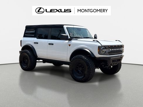 Used 2023 Ford Bronco Badlands AWD/4WD image 1