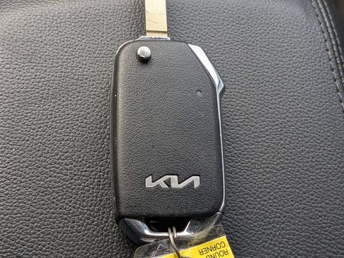Certified 2023 Kia Sportage LX AWD/4WD image 25