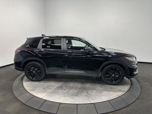 Certified 2025 Honda HR-V Sport image 8