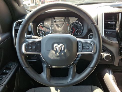 New 2026 RAM 1500 Express AWD/4WD image 12