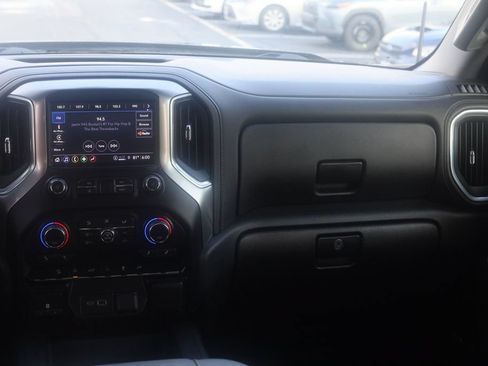 Used 2021 Chevrolet Silverado 1500 LT Trail Boss w/ Convenience Package II AWD/4WD image 12