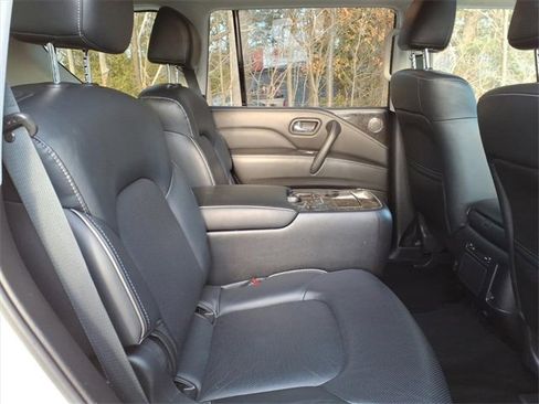 Used 2024 INFINITI QX80 Luxe image 9