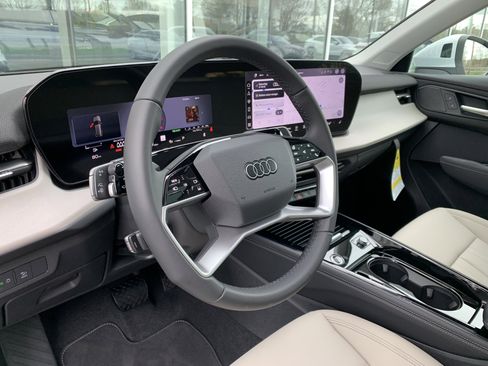 New 2026 Audi Q3 quattro 2.0T image 4