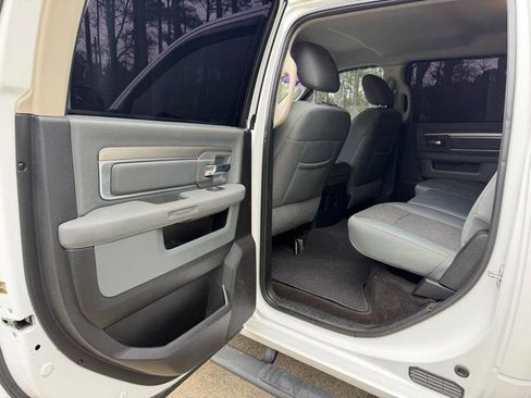 Used 2017 RAM 3500 Big Horn image 19