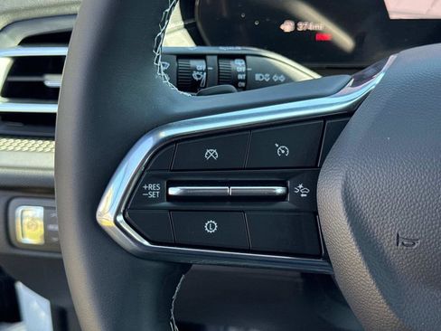 New 2026 Chevrolet Traverse LT w/ Driver Confidence Package image 19