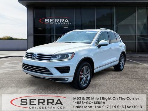 Used 2016 Volkswagen Touareg Sport AWD/4WD image 1