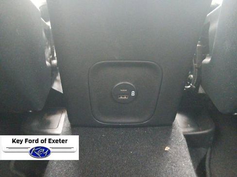 Certified 2022 Ford Escape SE w/ Cold Weather Package AWD/4WD image 12