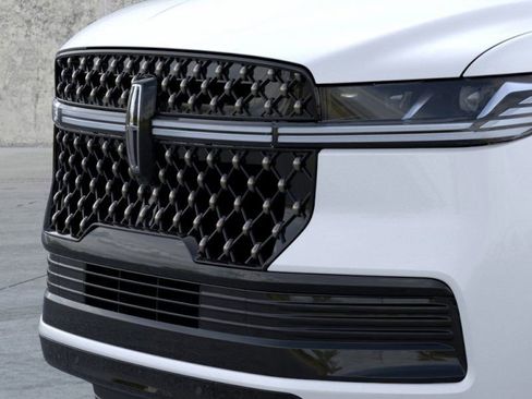 New 2026 Lincoln Navigator L Black Label image 17