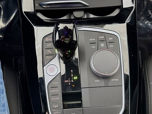 Used 2023 BMW X3 xDrive30i w/ Premium Package w/ZPA image 17