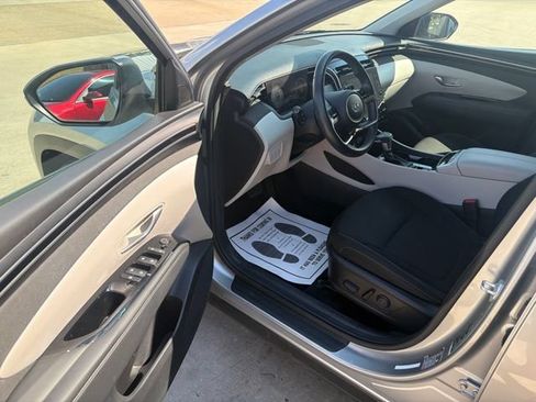 Used 2022 Hyundai Tucson SEL w/ Convenience Package FWD image 10