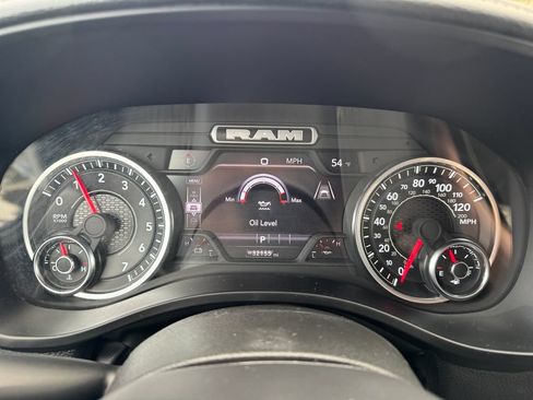 Used 2025 RAM 1500 Laramie AWD/4WD image 28