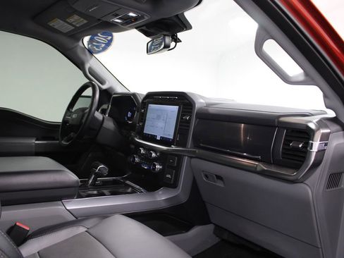 Used 2023 Ford F150 Lariat w/ Max Trailer Tow Package image 31