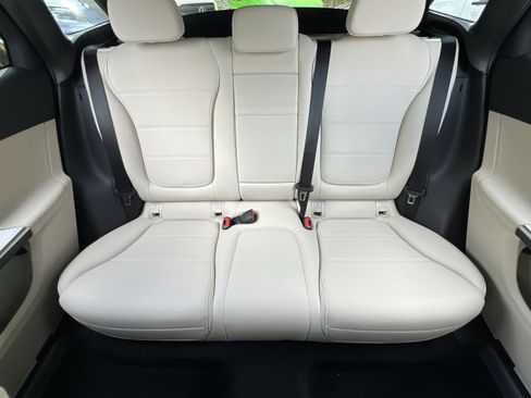New 2026 Mercedes-Benz GLC 300 4MATIC image 15