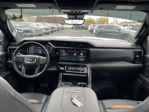 Used 2024 GMC Sierra 2500 AT4 w/ AT4 Premium Plus Package image 39