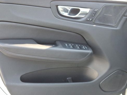 Certified 2023 Volvo XC60 B5 Plus w/ Climate Package image 13