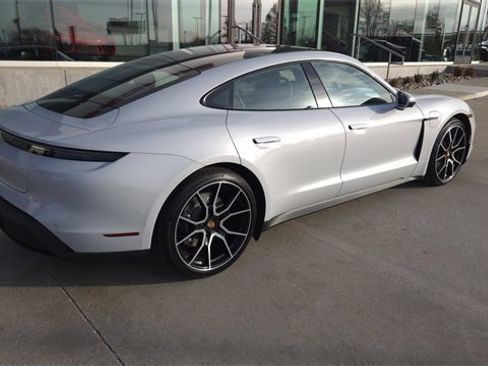 New 2025 Porsche Taycan image 7