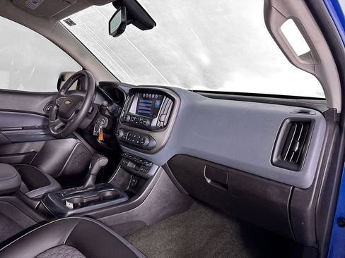 Used 2018 Chevrolet Colorado Z71 image 28