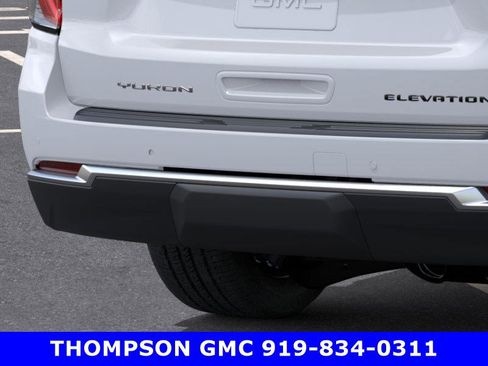 New 2026 GMC Yukon XL Elevation image 14