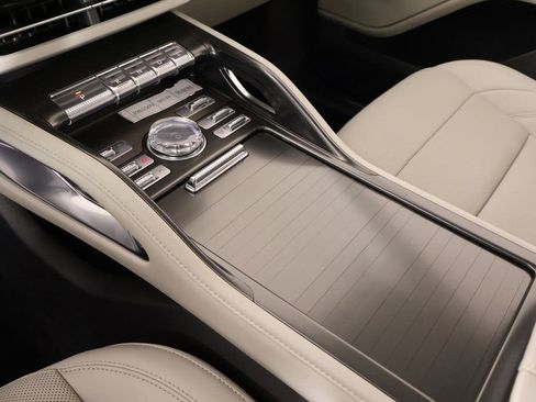 New 2026 Lincoln Nautilus Premier w/ Equipment Group 102A image 8