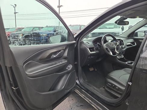 Used 2022 GMC Terrain SLT image 7