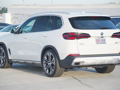Used 2026 BMW X5 xDrive50e w/ Premium Package AWD/4WD image 8