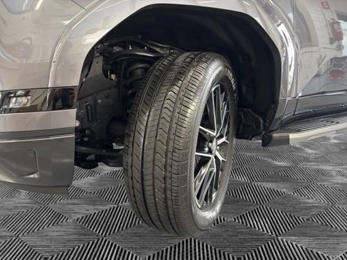 Used 2026 Lexus GX 550 w/ Cold Area Package AWD/4WD image 29