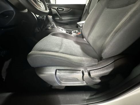 Used 2018 Nissan Rogue Sport S w/ S Appearance Package image 17