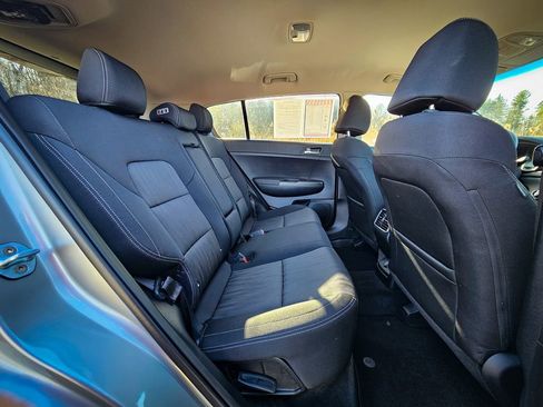 Used 2019 Kia Sportage LX image 34