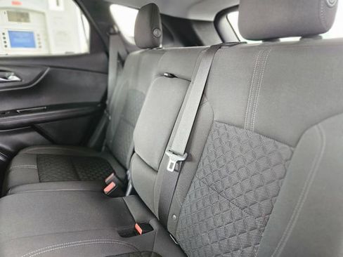 Used 2020 Chevrolet Blazer LT image 27