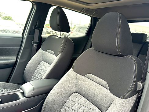 New 2026 Nissan Kicks SV w/ SV Premium Package FWD image 11