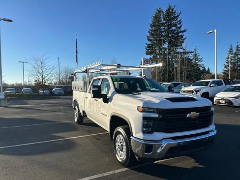 Used 2025 Chevrolet Silverado 2500 W/T w/ WT/CX Safety Package image 1