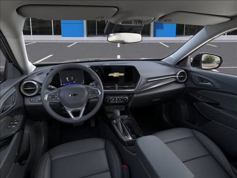 New 2026 Chevrolet Trax ACTIV w/ Driver Confidence Package FWD image 16