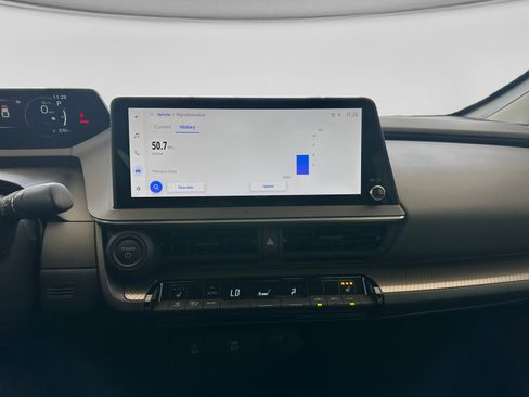 Used 2026 Toyota Prius XLE FWD image 21
