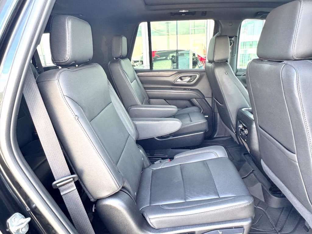 Used 2024 Chevrolet Tahoe Z71 w/ Luxury Package AWD/4WD image 27