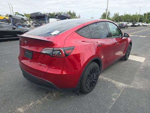 Used 2024 Tesla Model Y Long Range image 4