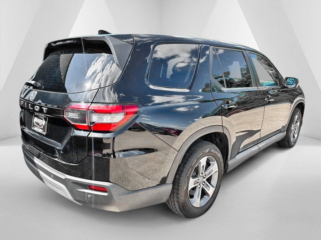 Used 2025 Honda Pilot EX-L image 7