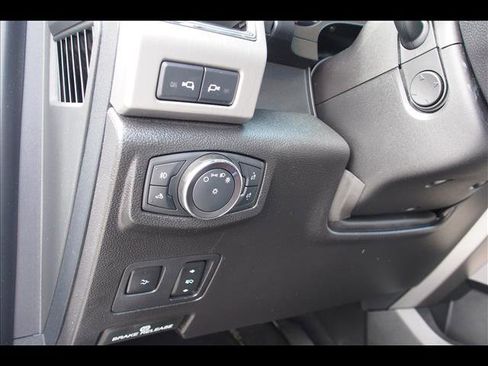 Used 2020 Ford F350 Platinum image 14