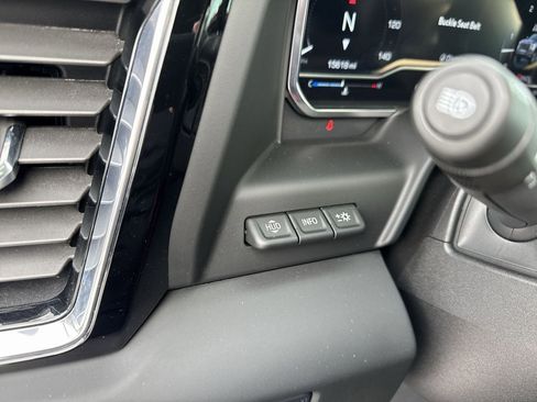 Certified 2024 GMC Sierra 2500 Denali Ultimate image 30