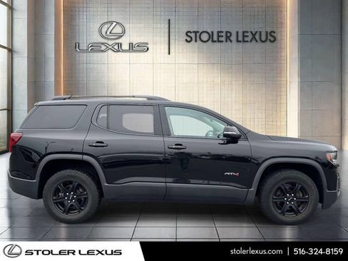 Used 2022 GMC Acadia AT4 w/ Technology Package AWD/4WD image 4