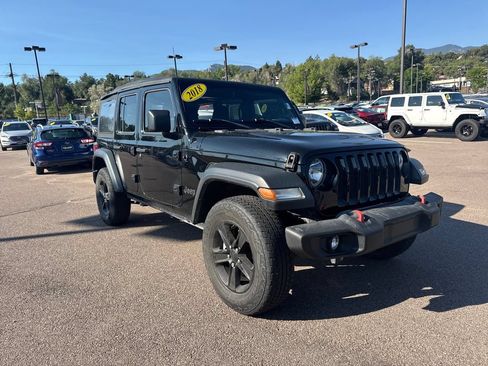 Used 2018 Jeep Wrangler Unlimited Sport AWD/4WD image 3