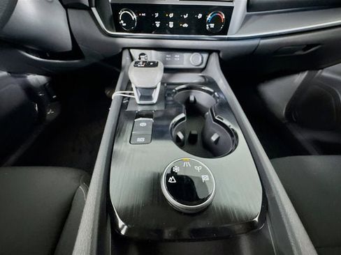 New 2026 Nissan Rogue S image 28